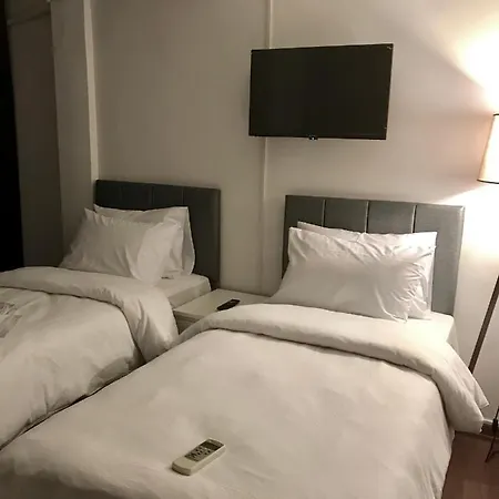 Apartment Klod Farer House