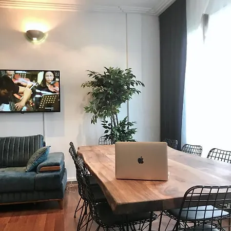 Klod Farer House Apartment *
