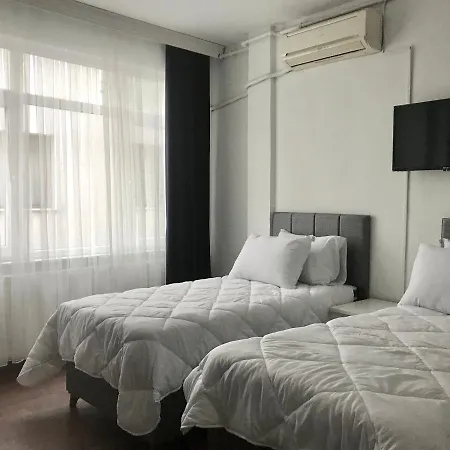 Klod Farer House Apartment